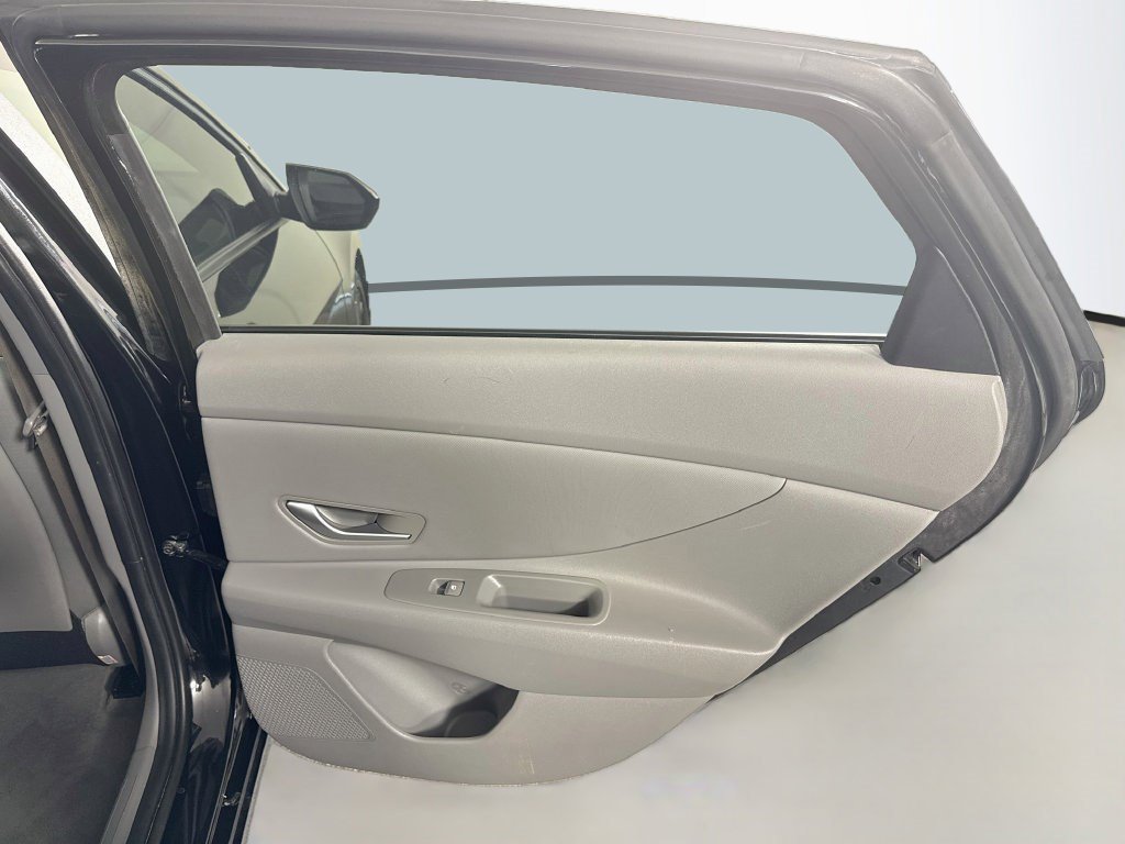 Used 2026 Hyundai Elantra Sport w/ Cargo Package FWD image 27