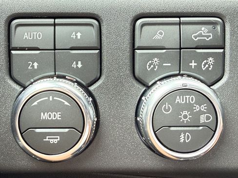 New 2026 GMC Sierra 1500 SLT w/ SLT Premium Package image 41