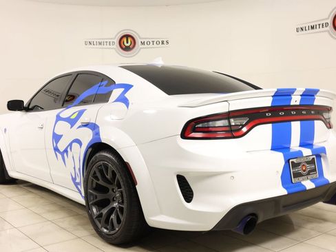 Used 2020 Dodge Charger SRT Hellcat w/ Harman/Kardon Audio Group RWD image 4