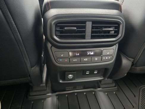 New 2026 Honda Pilot TrailSport image 25