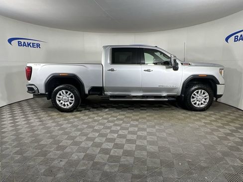 Used 2021 GMC Sierra 2500 SLT w/ SLT Premium Package image 9