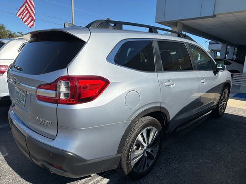 Certified 2021 Subaru Ascent Limited w/ Technology Package image 3