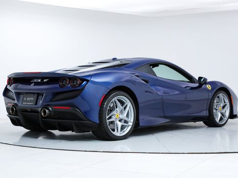 Certified 2021 Ferrari F8 Tributo image 3