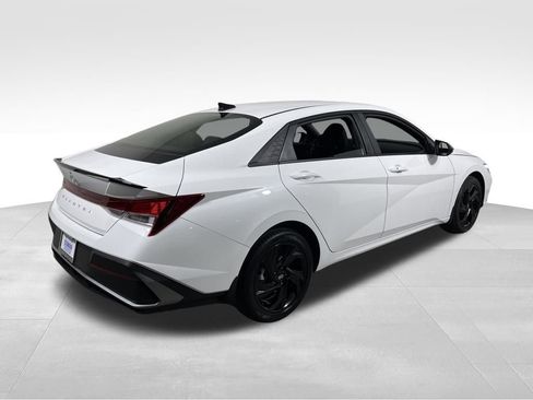 New 2026 Hyundai Elantra Sport image 5
