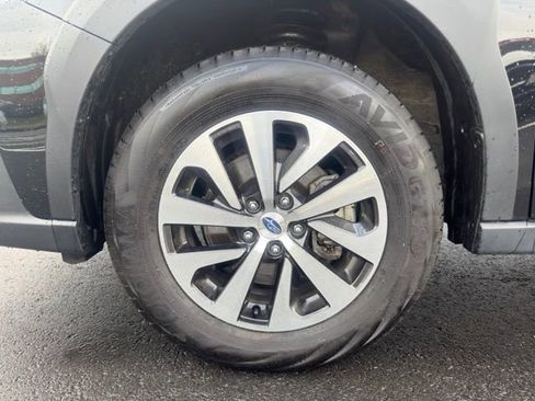 Certified 2025 Subaru Outback Premium image 27