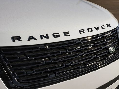 New 2026 Land Rover Range Rover Velar S AWD/4WD image 16
