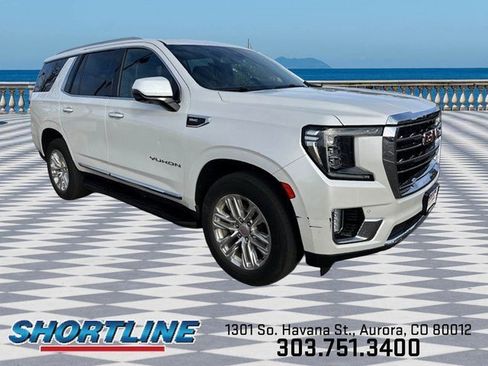 Used 2022 GMC Yukon SLT w/ SLT Premium Package image 1