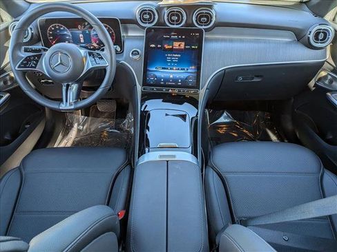 Certified 2025 Mercedes-Benz GLC 300 image 19