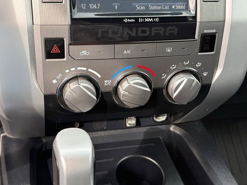 Used 2016 Toyota Tundra SR5 image 24