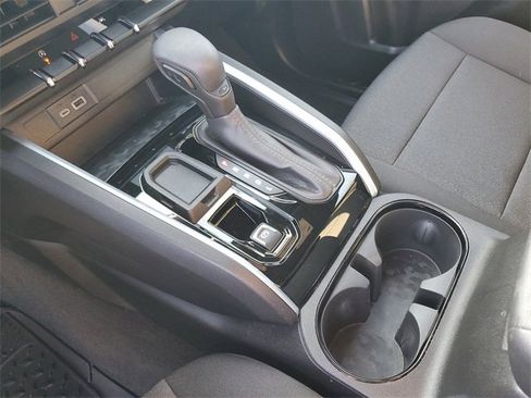 Certified 2024 Chevrolet Colorado W/T w/ WT Convenience Package image 24