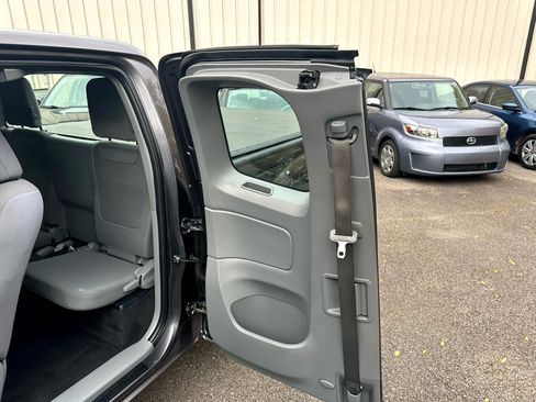 Used 2012 Toyota Tacoma 2WD Access Cab image 13