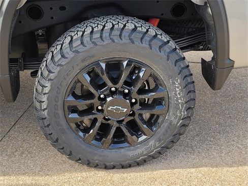 New 2026 Chevrolet Silverado 2500 LT w/ Trail Boss Package image 4