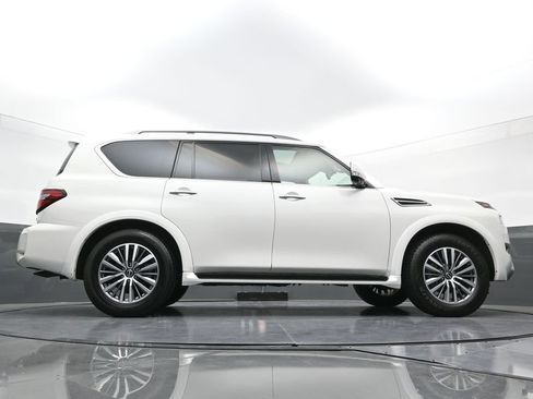 Used 2023 Nissan Armada SL w/ Captain's Chairs Package AWD/4WD image 29