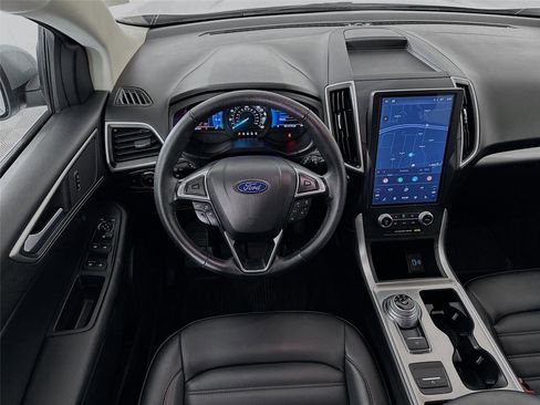 Used 2024 Ford Edge SEL AWD/4WD image 2