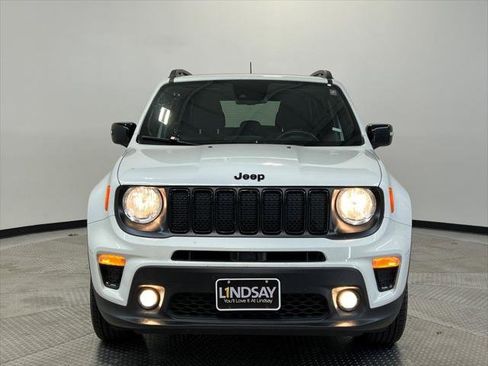 Certified 2022 Jeep Renegade Altitude w/ Sun/Sound Group image 2