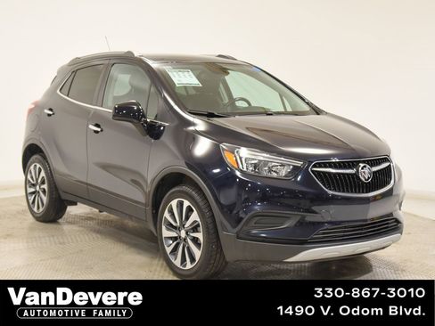 Used 2021 Buick Encore Preferred image 1