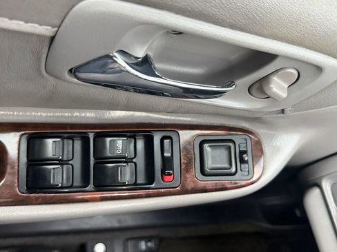 Used 2001 Honda Accord EX image 23