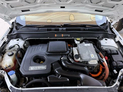 Used 2019 Ford Fusion SE FWD image 43