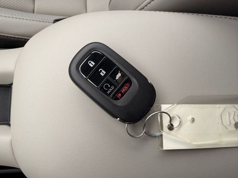 New 2026 Honda HR-V EX-L image 13