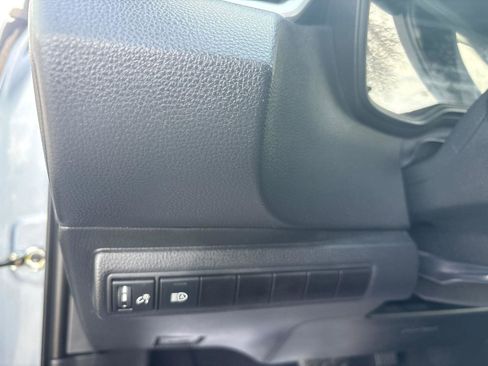 Used 2023 Toyota Corolla LE image 20