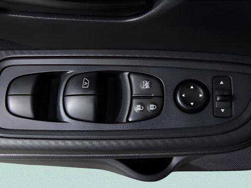 Certified 2025 Nissan Versa S w/ S Plus Package image 17