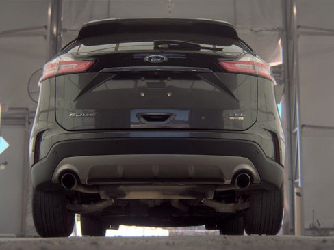 Used 2019 Ford Edge SEL w/ Equipment Group 201A AWD/4WD image 7