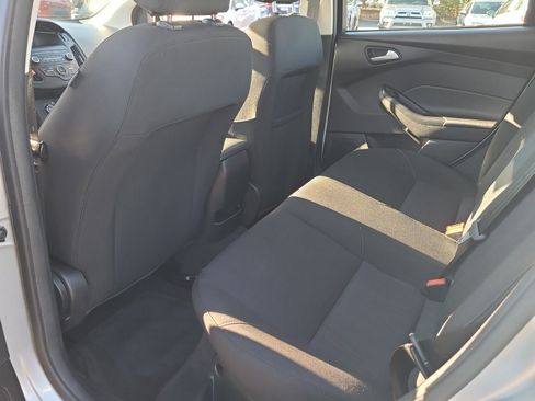 Used 2018 Ford Focus SE image 10