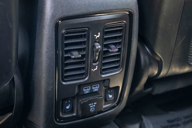 Used 2024 Dodge Durango GT AWD/4WD image 38