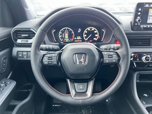 New 2025 Honda Pilot TrailSport image 21