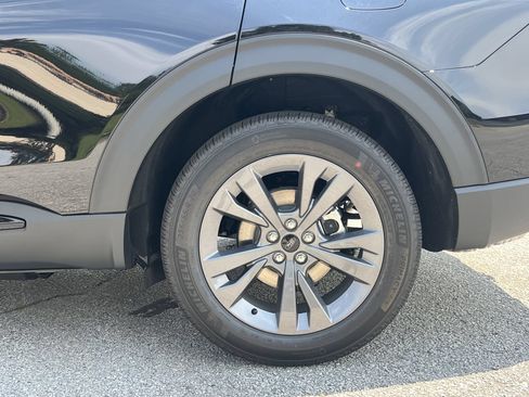 New 2026 Ford Explorer Active w/ Active Comfort Package AWD/4WD image 26