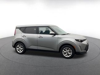 Used 2025 Kia Soul LX w/ LX Technology Package FWD video 2