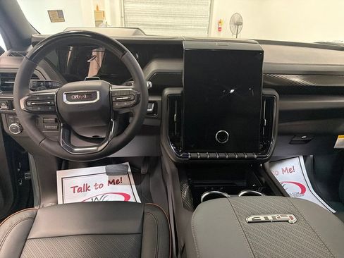 New 2026 GMC Yukon AT4 w/ AT4 Preferred Package AWD/4WD image 14