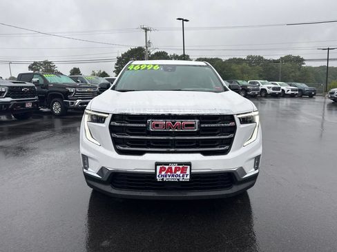 Used 2026 GMC Acadia Elevation w/ Elevation Premium Package AWD/4WD image 11