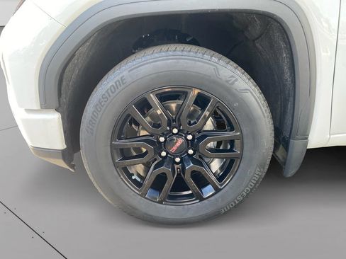 Used 2023 GMC Sierra 1500 Elevation RWD image 26