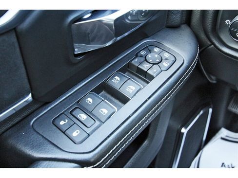 Used 2025 RAM 2500 Laramie image 20