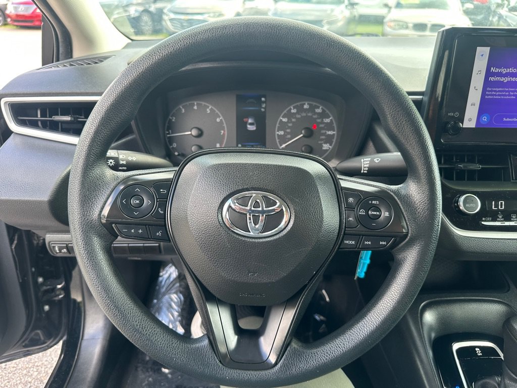 Used 2024 Toyota Corolla LE FWD image 17