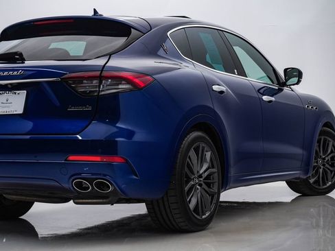 Used 2024 Maserati Levante GT Ultima AWD/4WD image 9
