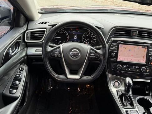 Used 2019 Nissan Maxima 3.5 SV w/ Floor Mat Group image 8