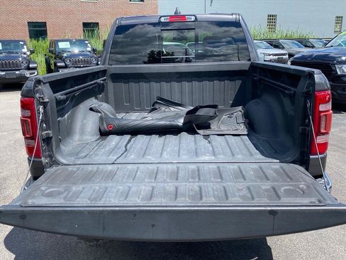 Used 2019 RAM 1500 Laramie AWD/4WD image 23