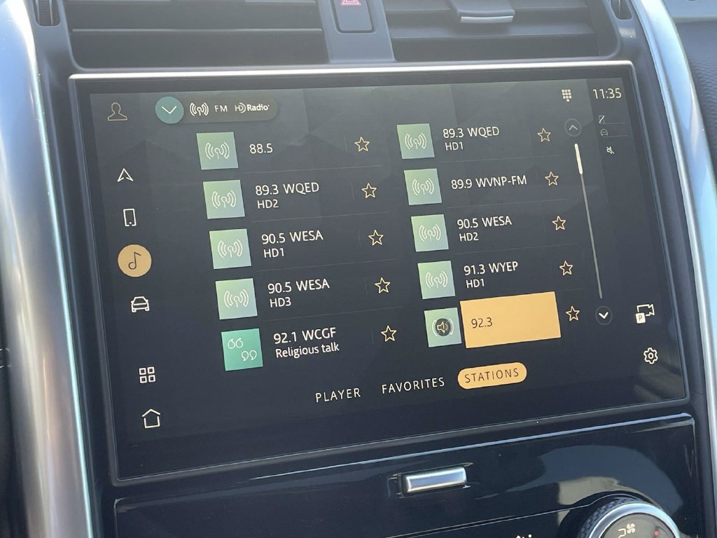 New 2026 Land Rover Discovery Limited Edition AWD/4WD image 18