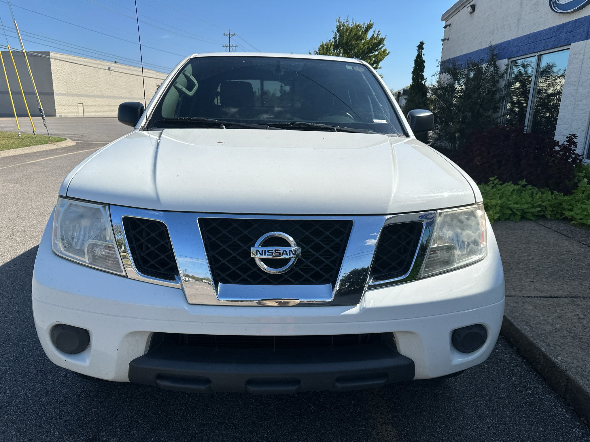Used 2019 Nissan Frontier SV RWD image 8