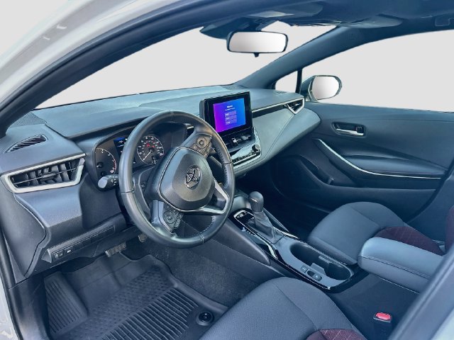 Used 2024 Toyota Corolla SE w/ SE Premium Package FWD image 9