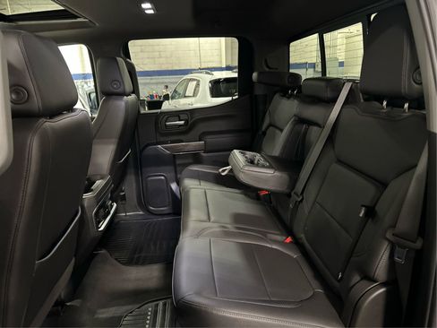 Used 2022 Chevrolet Silverado 1500 LTZ w/ LTZ Premium Package AWD/4WD image 10