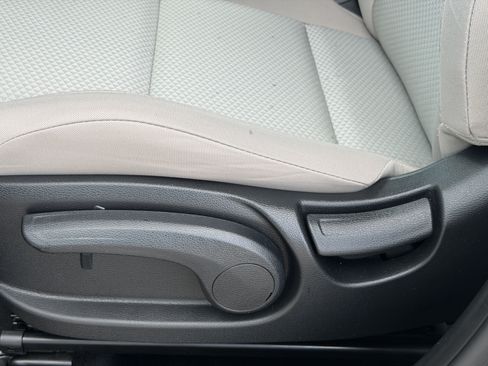 Certified 2023 Kia Soul LX FWD image 20