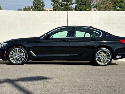 Used 2019 BMW 530e w/ Convenience Package image 9