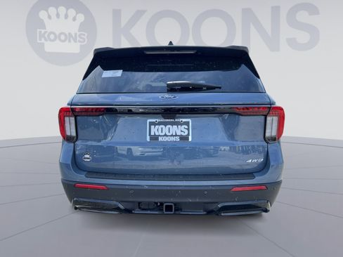 New 2026 Ford Explorer ST-Line image 5