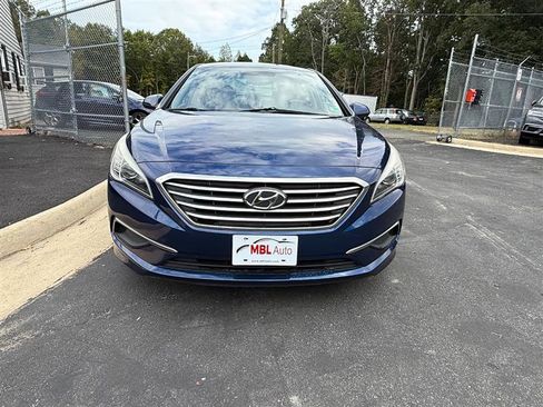 Used 2017 Hyundai Sonata SE image 8