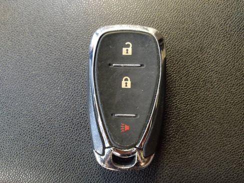 Used 2020 Chevrolet Equinox LS w/ LS Convenience Package image 32