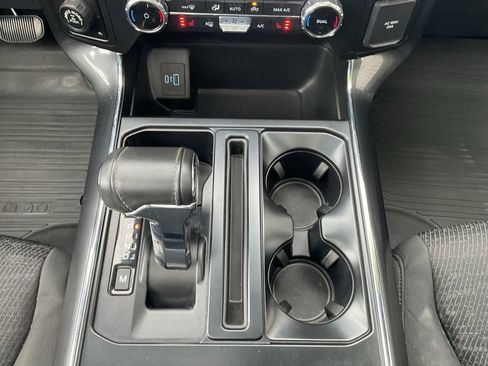 Used 2022 Ford F150 XLT w/ Equipment Group 302A High image 17