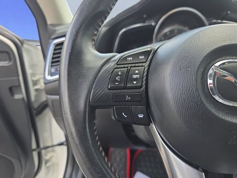 Used 2015 MAZDA MAZDA3 s Grand Touring w/ Technology Package FWD image 26